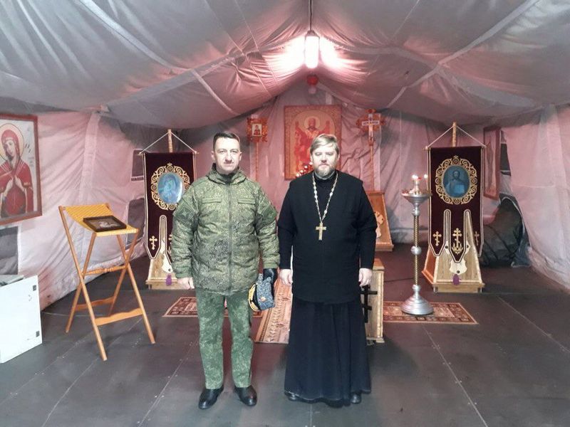 Помощник командира по работе с верующими военнослужащими протоиерей Николай Севрюгин принял участие в строевом смотре новосформированного подразделения воинской части № 84839