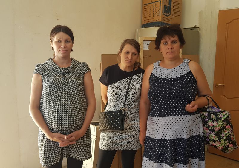 Одной из приоритетных задач социального служения и Церковной благотворительности является реализация комплекса мероприятий по защите материнства и детства, в Александровск-Грушевском благочинии проводится такая работа