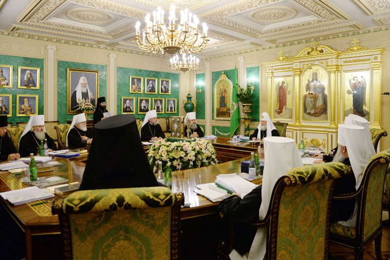 Священным Синодом Русской Православной Церкви иеромонах Алим (Неживов) назначен на должность наместника Покровского мужского монастыря сл. Верхнемакеевка Кашарского района