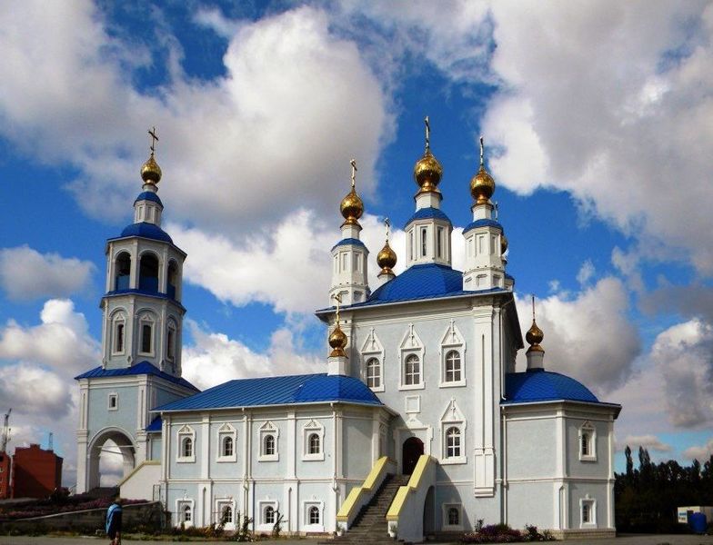 На подворье Донского храма г. Новошахтинска состоялось заседание епархиальной комиссии по канонизации святых