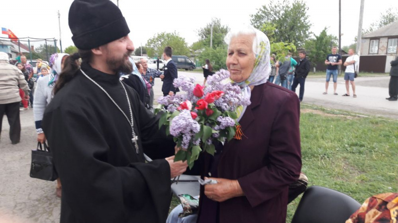 Иеромонах Арсений (Алимов) поздравил ветеранов Великой Отечественной войны