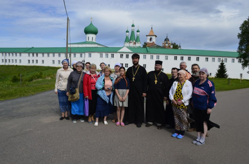 Прихожане Донецкого, Каменск-Шахтинского и Каменского благочиний совершили паломничество по святым местам