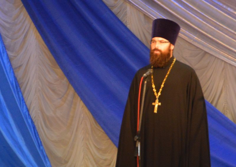 Благочинный Каменск-Шахтинского округа иерей Александр Теличкин принял участие в мероприятии, посвященном Дню работников культуры