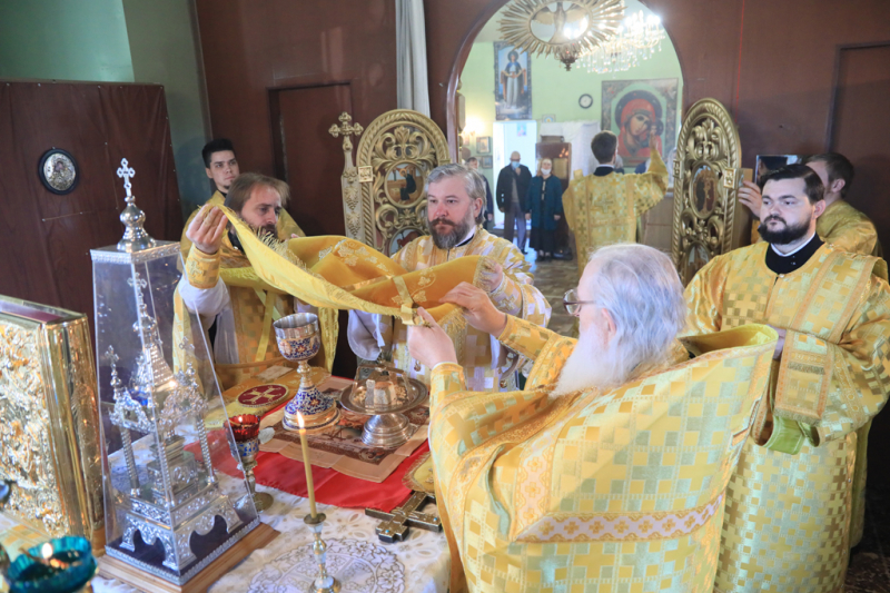 С архипастырским визитом Преосвященнейший епископ Симон посетил храм Вознесения Господня станицы Красюковская