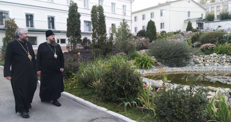 Епископ Шахтинский и Миллеровский Симон посетил Пензенский Троицкий женский монастырь