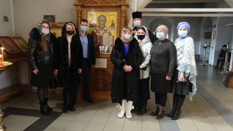 В храм в честь Донской иконы Богородицы доставили 50 собранных сладких подарков для особенных детей в рамках в добровольческой акции «Держимся верой, живем надеждой, спасаемся любовью»
