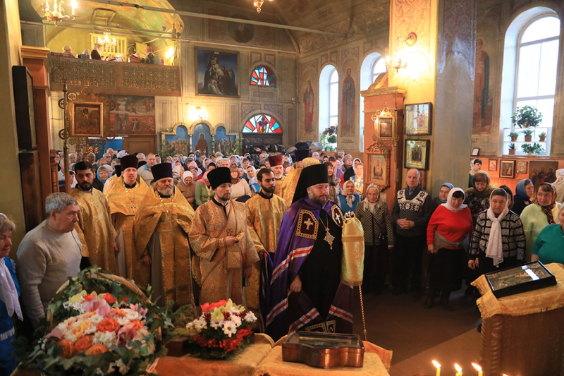 130-летие храма в честь святителя Николая хутора Гуково отметили праздничным архипастырским богослужением
