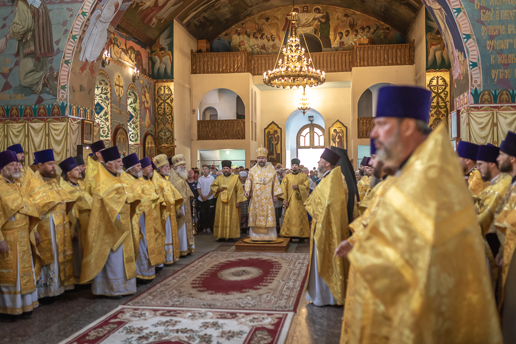 Шахтинская епархия Покровский кафедральный собор