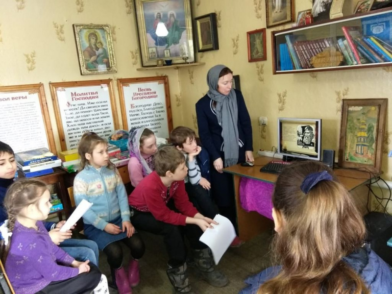 В воскресной школе «Подсолнухи» г. Новошахтинска прошло празднование Дня православной книги