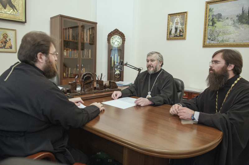 Преосвященнейший епископ Симон обсудил строительство храма на Донской земле с председателем Финансового-хозяйственного управления Русской Православной Церкви митрополитом Вологодским и Кирилловским Игнатием
