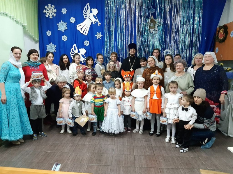 В дошкольной группе «Радость моя» храма великомученика Пантелеимона прошло праздничное представление «Сказка о Рождественской звезде»