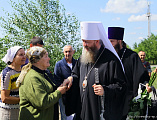 Управляющий Ровеньковской епархией митрополит Пантелеимон посетил г. Новошахтинск Шахтинской епархии и вознес заупокойные молитвы на месте погребения подвижника веры и благочестия иеромонаха Серафима (Калинина)