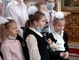 Учащиеся воскресной школы «Светочъ» поздравили прихожан Донского храма г. Новошахтинска с Рождеством Христовым и Новолетием благости Господней
