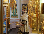 Высокопреосвященнейший митрополит Меркурий, Преосвященнейший епископ Антоний и Преосвященнейший епископ Симон совершили Божественную литургию в соборе Рождества Христова города Волгодонска
