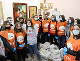 Сестры милосердия и добровольцы Донского храма г. Новошахтинска приняли участие в региональной акции «Корзина доброты»