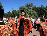 В храме Донской иконы Божией Матери г. Новошахтинска почтили память священномученика Александра, епископа Команского, небесного покровителя г. Новошахтинска и покровителя горняков