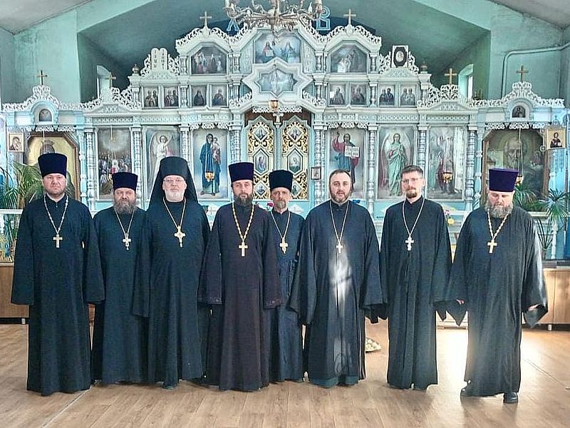 На общем собрании священнослужители Нижнедонского округа обсудили вопросы приходской жизни