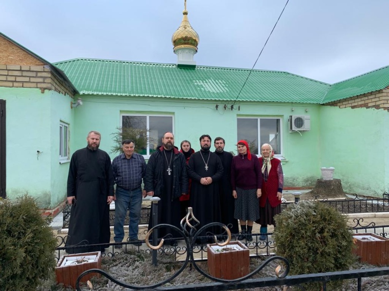 В день памяти великомученицы Екатерины в Троицком храме сл. Криворожье совершена праздничная Литургия