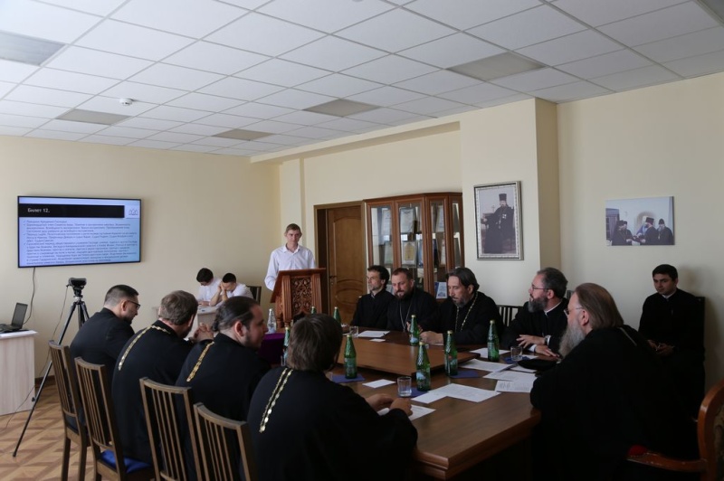 В Донской духовной семинарии прошли вступительные испытания