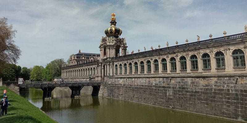 САМАРЯНСКИЙ УРОК ИЗ САКСОНИИ