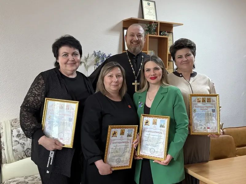 Руководитель епархиального отдела по взаимодействию с казачеством вручил благодарственные письма соработникам в сфере казачьего воспитания