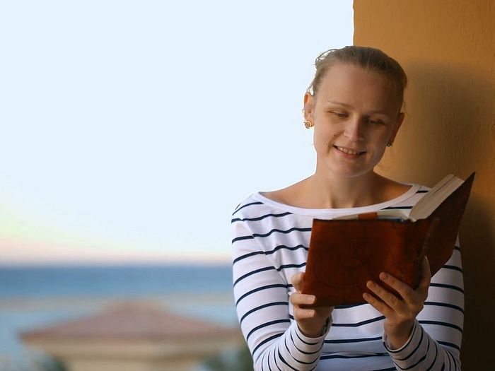 ЧТО ПОЧИТАТЬ В ЛЕТНИЙ ОТПУСК?