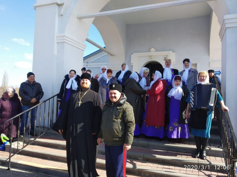В прощеное воскресенье на площади перед Донским храмом г. Новошахтинска состоялись народные гуляния, посвященные Масленице