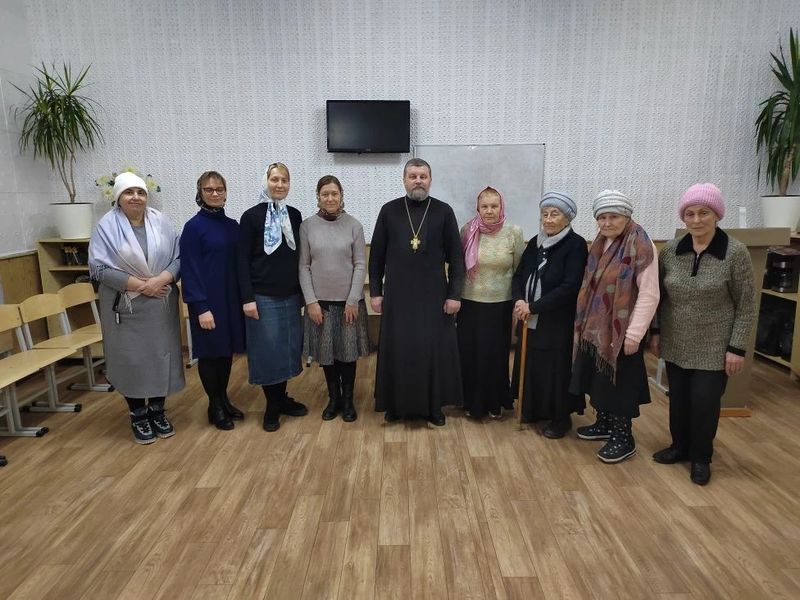 В Доме Культуры поселка Майского провели беседу о православной книге