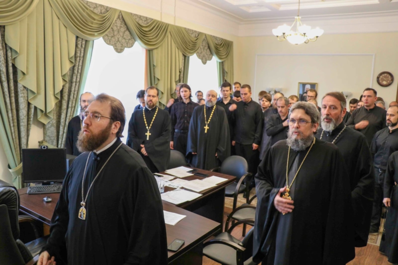 Алтарник Донского храма города Новошахтинска поступил в духовную семинарию