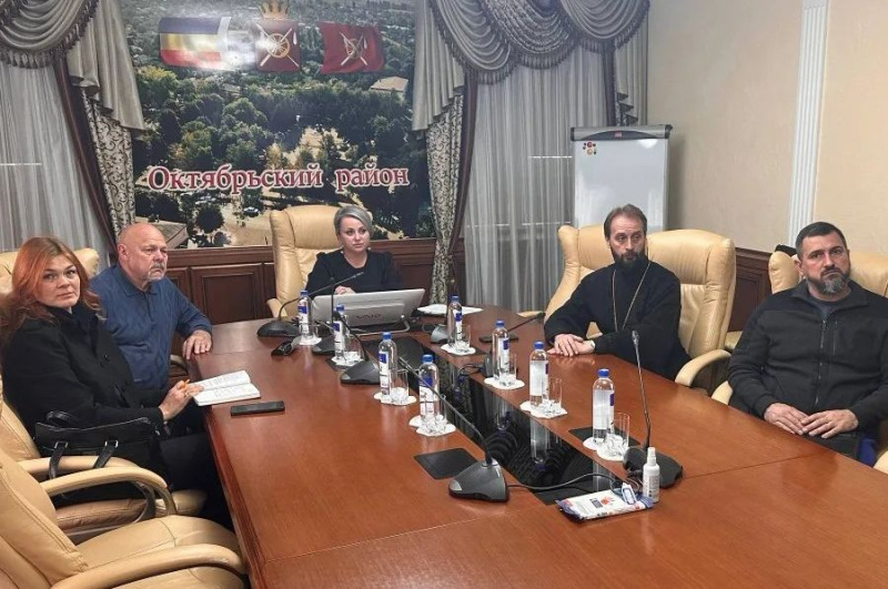 Благочинный Нижнедонского округа принял участие в областном совещании по антитеррористической защищенности храмов перед Пасхой