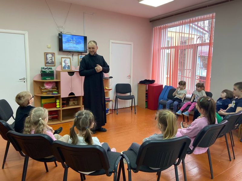 В детском саду «Тополёк» прошло мероприятие ко Дню православной книги