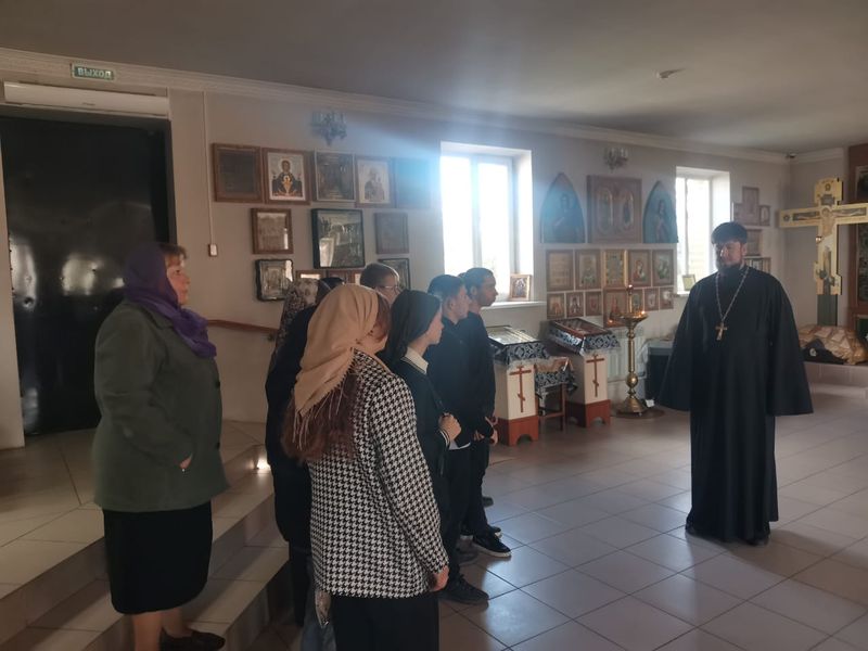 Учащиеся МБОУ СОШ №5 города Донецка посетили храм Святой Блаженной Матроны Московской