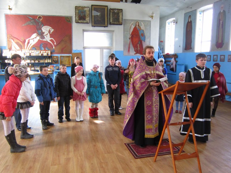 В воскресной школе «Благовест» при храме Архистратига Михаила п. Каменоломни Нижнедонского благочиния состоялся второй тур олимпиады