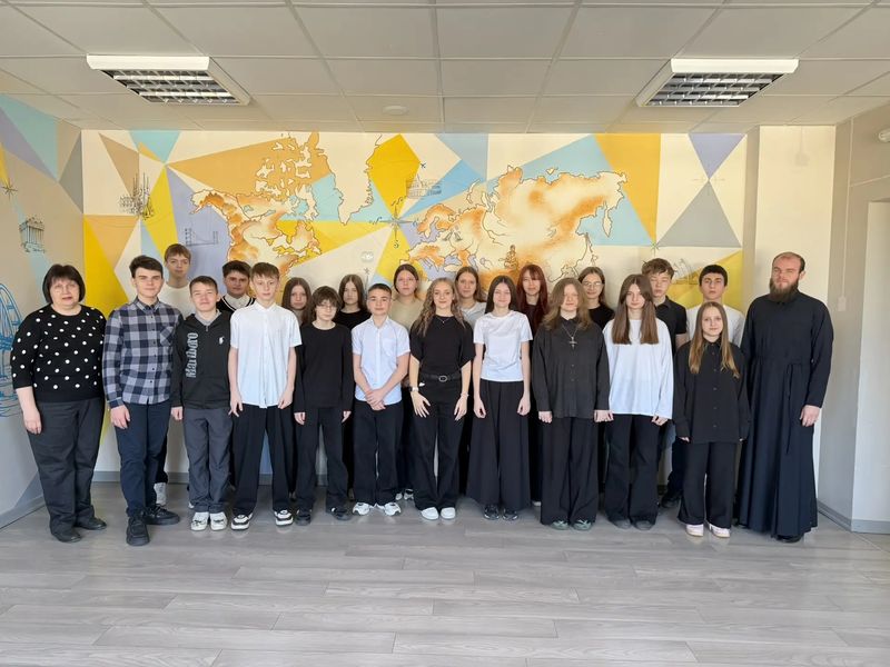 Священнослужитель провёл беседу о смысле Великого поста в школе №38