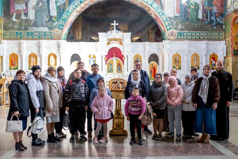 В рамках сотрудничества с «Финистом» в Покровском соборе прошла экскурсия для воспитанников