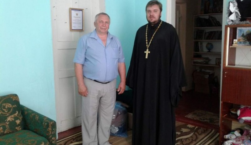 Отдел социального служения при храме Святителя Николая Чудотворца сл. Кашары продолжает взаимодействие с государственными учреждениями социальной направленности