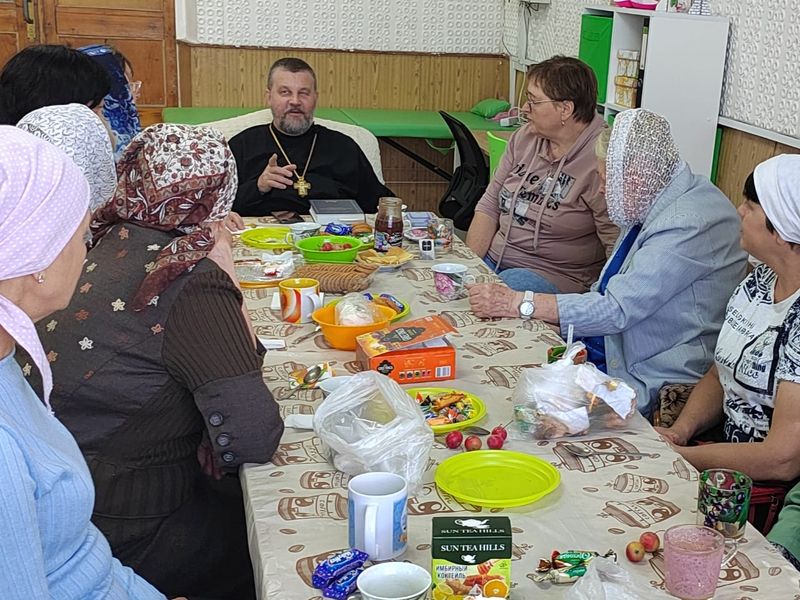 В ДК им. М. П. Чиха поселка Майский прошло занятие воскресной школы для взрослых