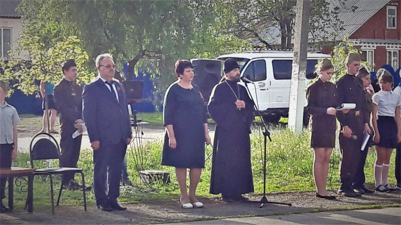 В поселке Горный прошел митинг, посвященный 74 годовщине Великой Победы над фашистской Германией
