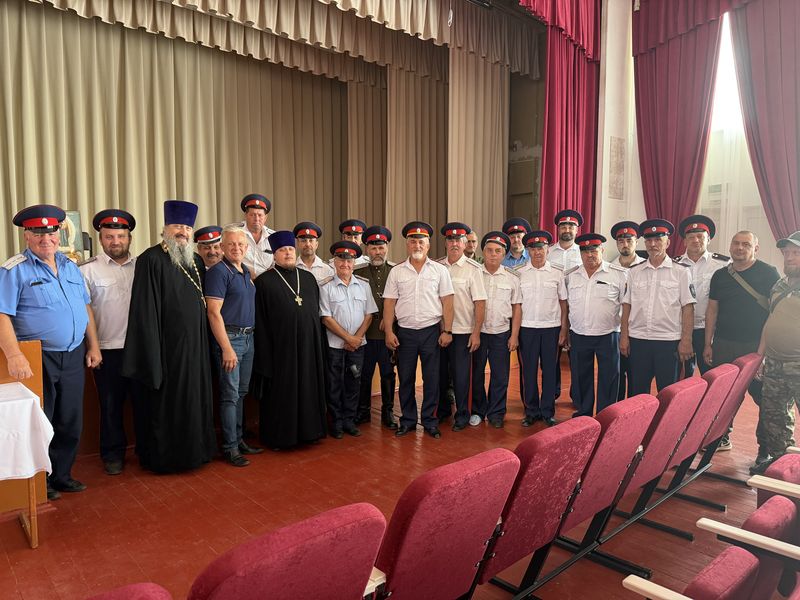 В станице Калитвенской прошёл совет атаманов Глубокинского юрта