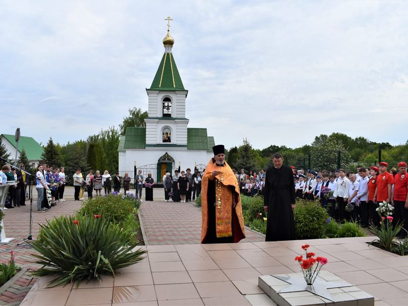 В хуторе Тубянском Верхнедонского района прошла церемония перезахоронения воинов, погибших в годы Великой Отечественной войны
