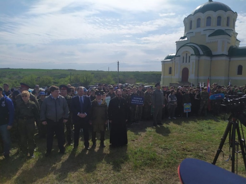 Окружной священник Донецкого округа ВКО ВВД принял участие в XV военно-полевых сборах Донецкого округа