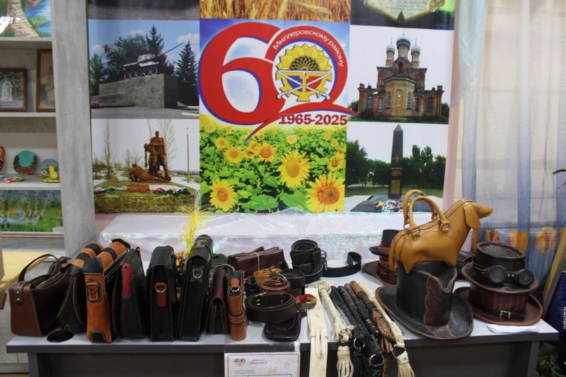 В Доме культуры Миллеровского района прошли мероприятия, посвященные Дню народного единства и празднованию Казанской иконе Божией Матери   