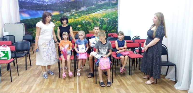 Акция «Поможем собраться в школу»
