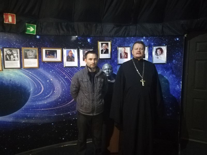 В рамках детского дополнительного образования воспитанники воскресных школ Александровск-Грушевского благочиния будут бесплатно посещать шахтинский планетарий