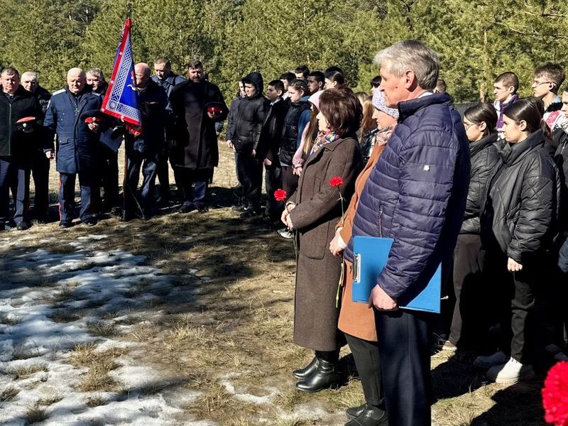 У станицы Еланской прошёл митинг, посвящённый 107-й годовщине Верхнедонского (Вёшенского) восстания     