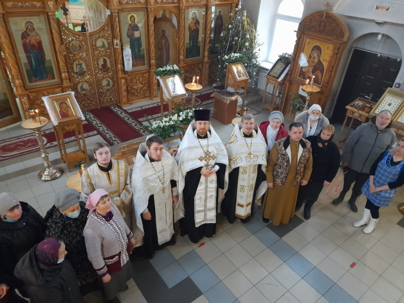 В храме Донской иконы Божией Матери города Новошахтинска молитвенно почтили память местночтимого исповедника Христова и подвижника Донбасса иеромонаха Серафима (Калинина)
