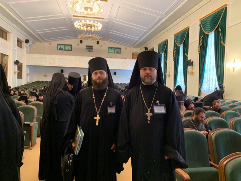 По благословению Преосвященнейшего Владыки Симона,епископа Шахтинского и Миллеровского благочинный монастырей иеромонах Димитрий (Яроцкий) принял участие в конференции о преемстве монашества