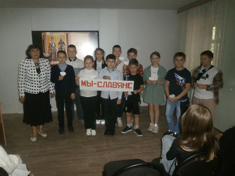 Чтобы сохранять святые имена в истории Руси, любить свой язык и Родину...