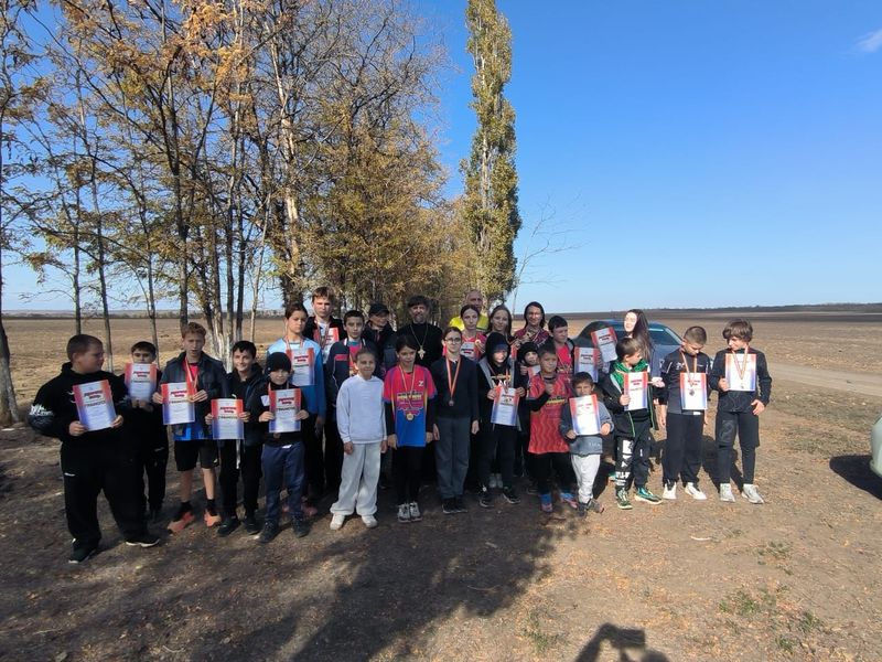 Победителей ежегодного пробега «Лазоревая степь» поздравил настоятель Алексеевского храма ст. Бессергеневской 