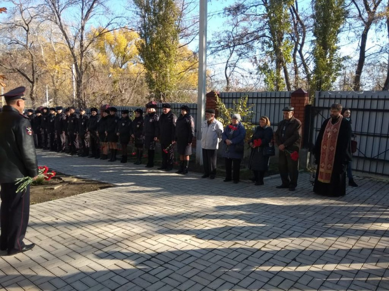 В г. Шахты погибшим сотрудникам органов внутренних дел была отслужена лития